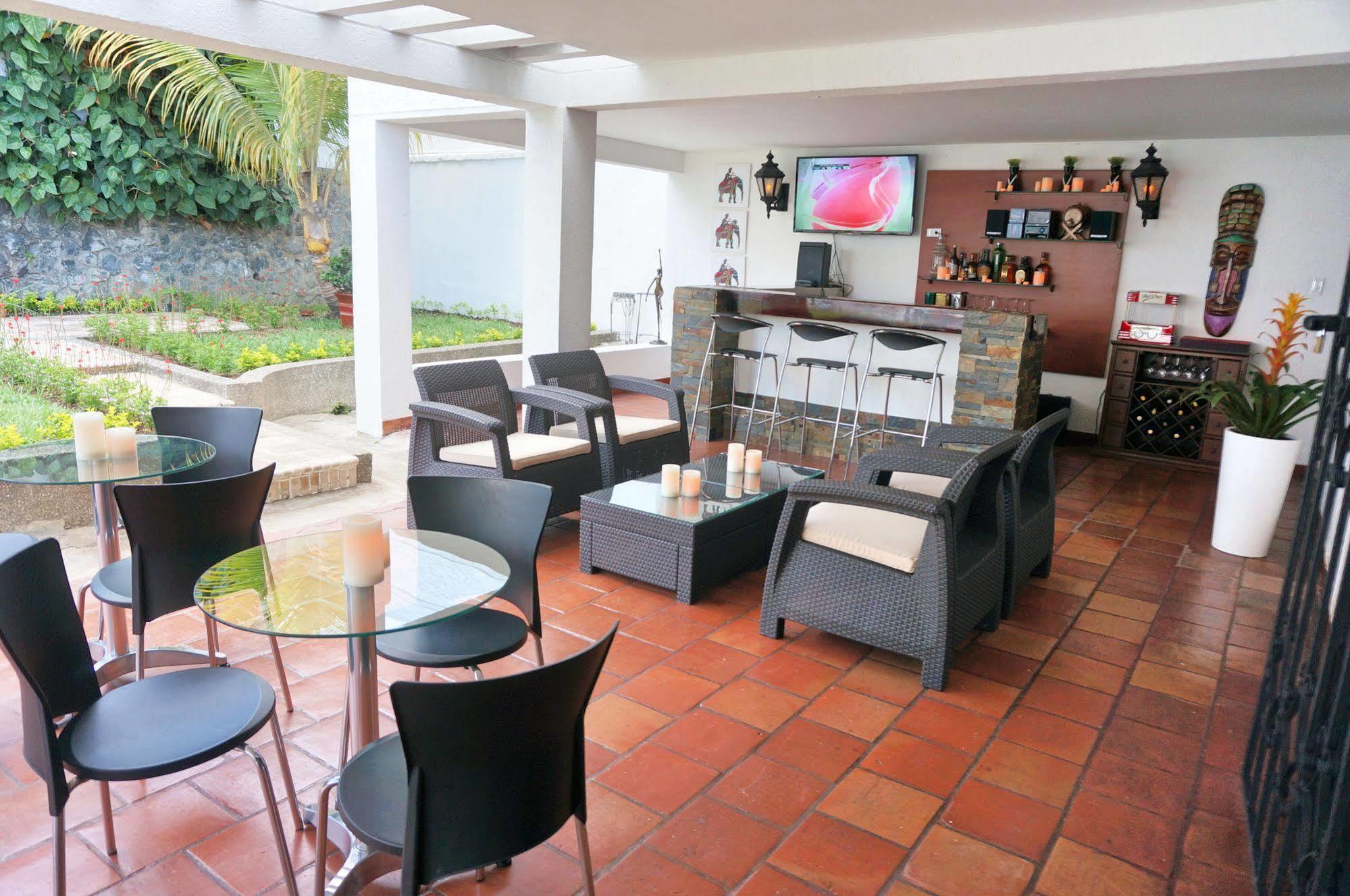 Urban Hotel Boutique Menga ภายนอก รูปภาพ